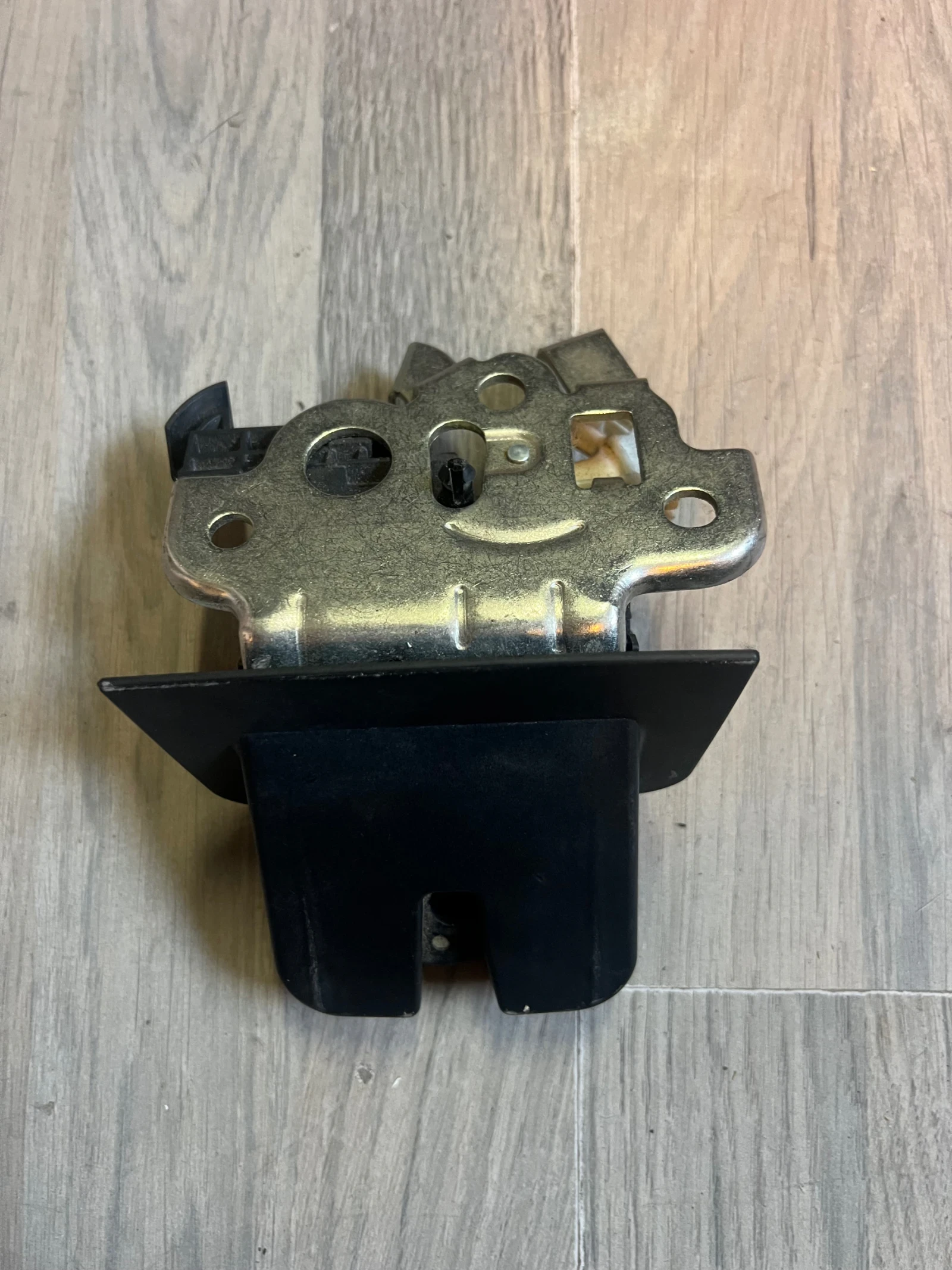 8K9827505 ����� ����� ����� VW T-ROC 8P4827520B | Mobile.bg � ����������� 1