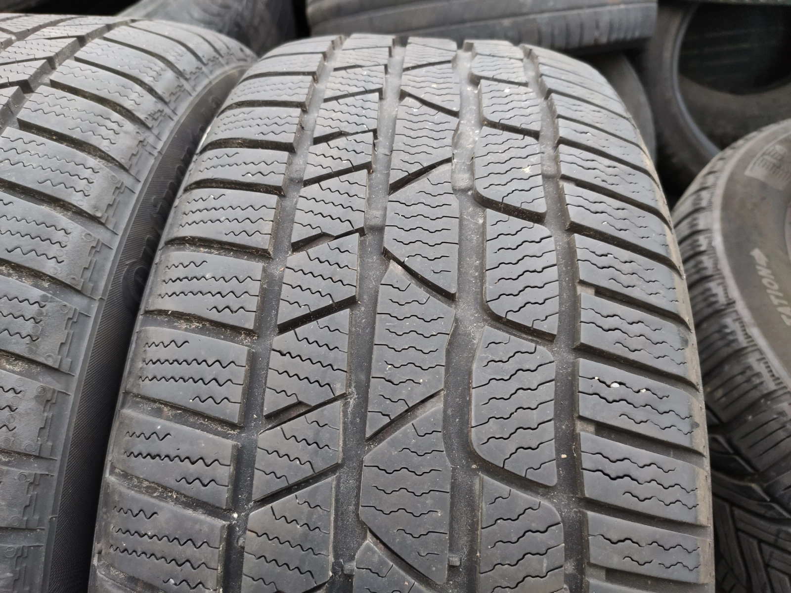  235/45R19 | Mobile.bg   2