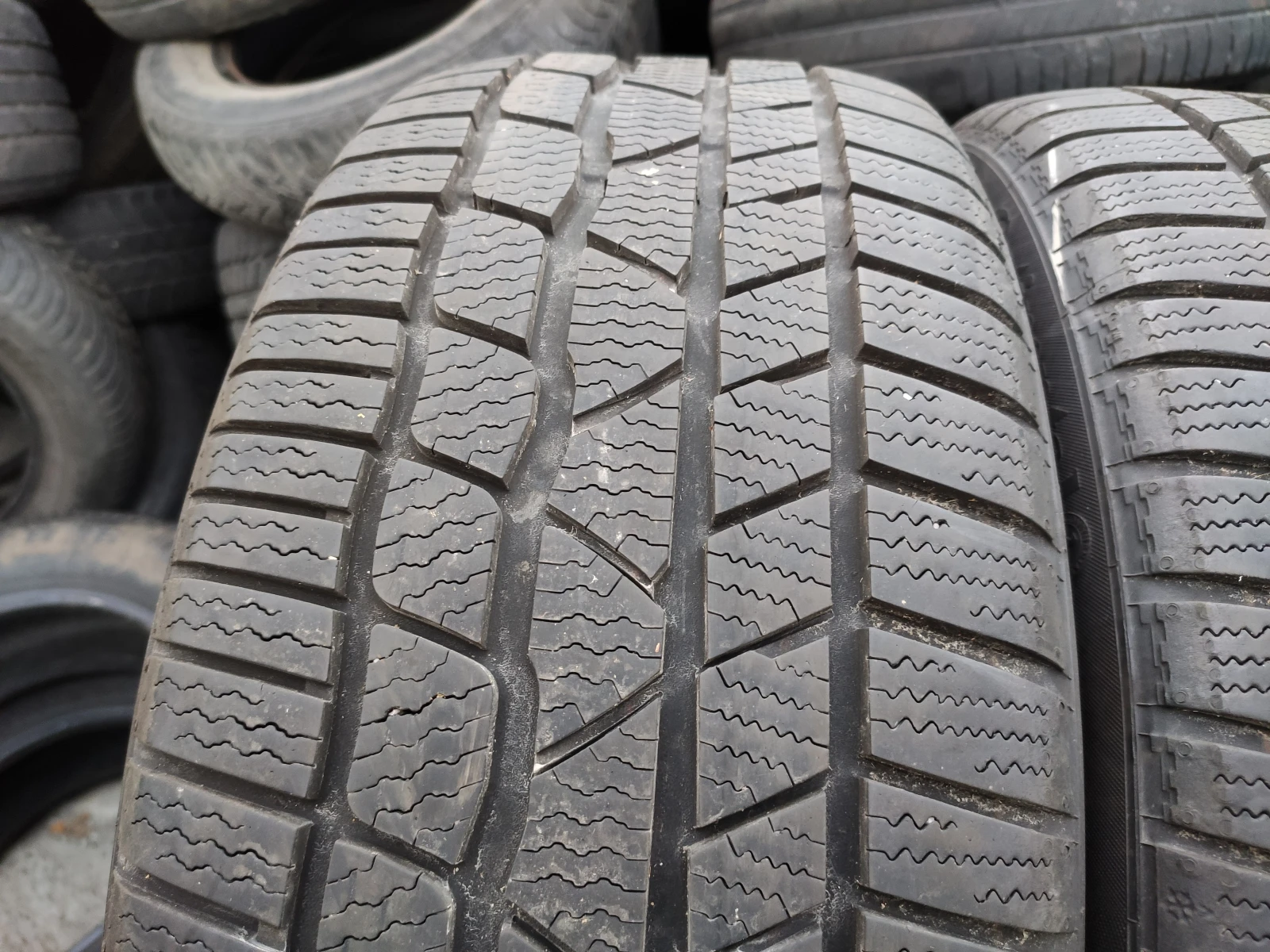  235/45R19 | Mobile.bg   1