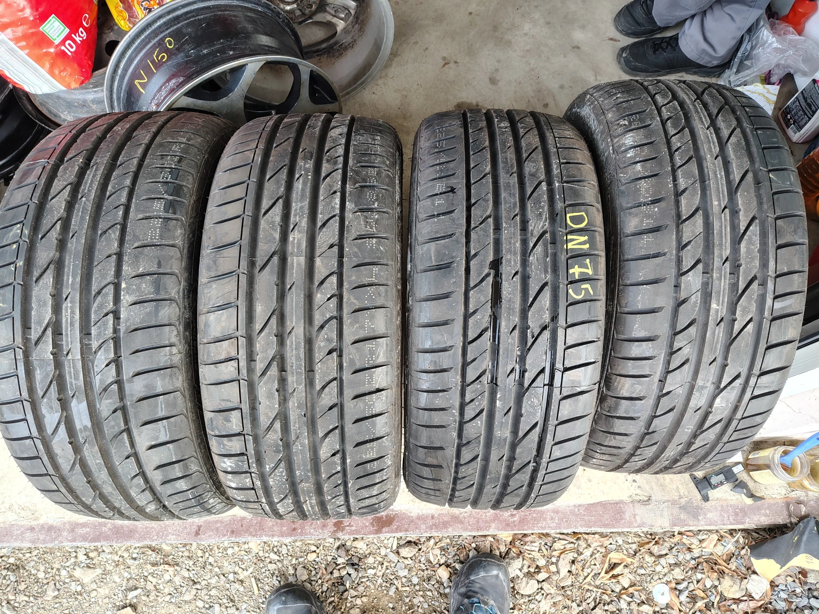 Гуми Летни 225/50R17