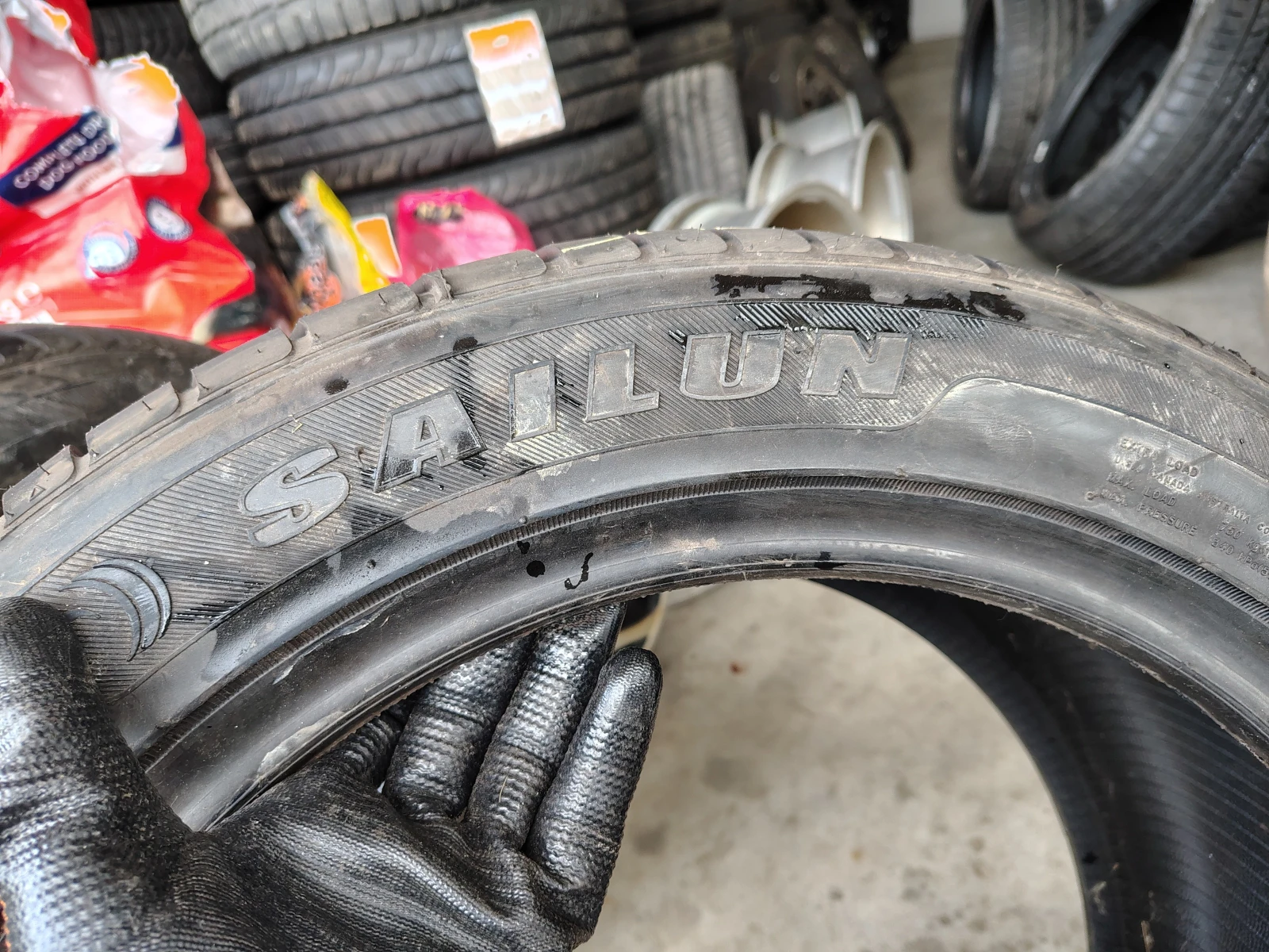 Гуми Летни 225/50R17, снимка 4 - Гуми и джанти - 53727101