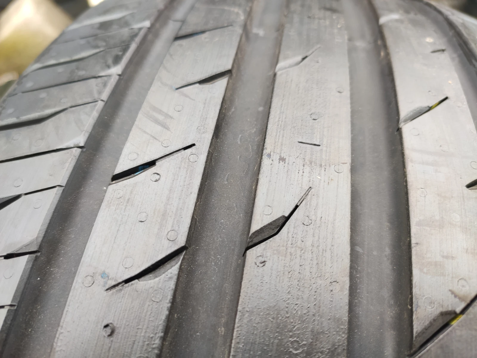 Гуми Летни 225/45R19