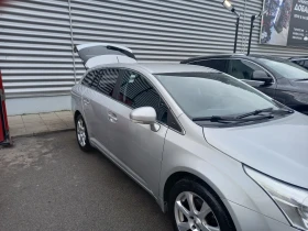 Toyota Avensis Комби, снимка 9