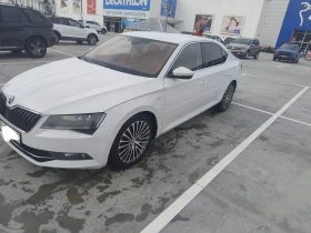 Skoda Superb Skoda Superb 2.0 TDI LAURIN & KLEMENT 4X4 DSG AUTO, снимка 1