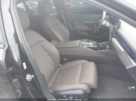 BMW i5 XDRIVE 40 | HARMAN/KARDON | KEYLESS | ПАНОРАМА | , снимка 5