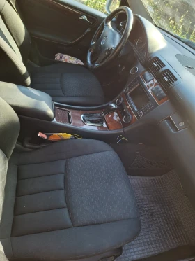 Mercedes-Benz C 220, снимка 14