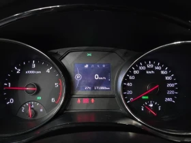 Kia Carnival 9-seater Prestige| 200к.с., снимка 8