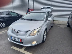 Toyota Avensis Комби, снимка 2