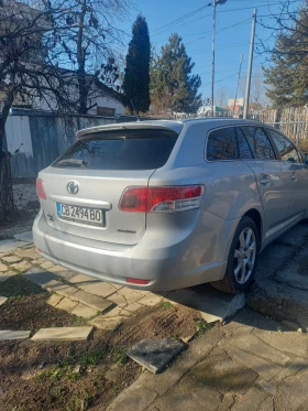 Toyota Avensis Комби, снимка 10