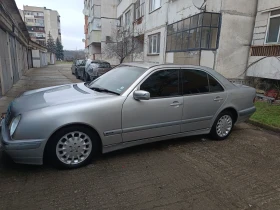 Mercedes-Benz E 220 W210, снимка 2