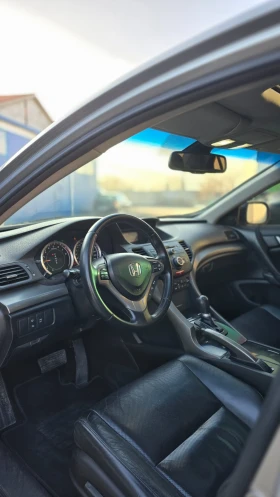 Honda Accord 2.4 Executive, снимка 8