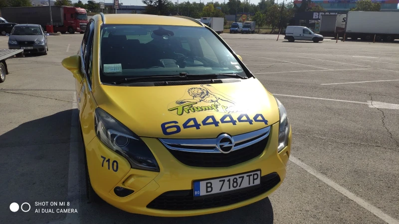 Opel Zafira 1.6CNG, снимка 1 - Автомобили и джипове - 47401668