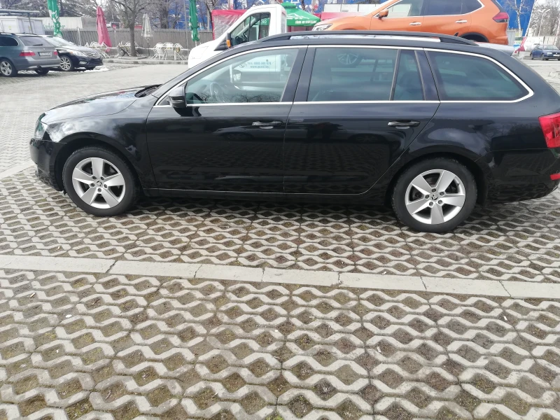 Skoda Octavia 1.4TGI, снимка 5 - Автомобили и джипове - 47749901