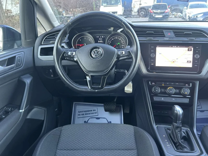 VW Touran 1.6 TDI 115 * DSG * 6+ 1 * CAMERA * NAVI * E6 * , снимка 10 - Автомобили и джипове - 48632925