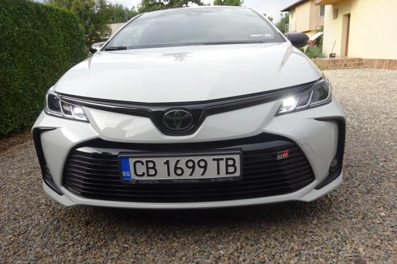 Toyota Corolla GR, снимка 4 - Автомобили и джипове - 53065753