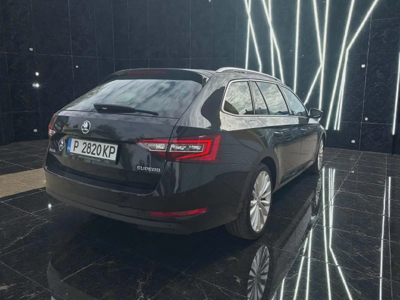 Skoda Superb, снимка 5 - Автомобили и джипове - 52047220