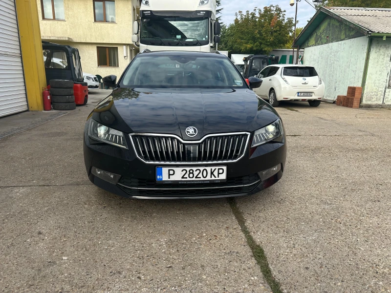 Skoda Superb, снимка 5 - Автомобили и джипове - 52047220