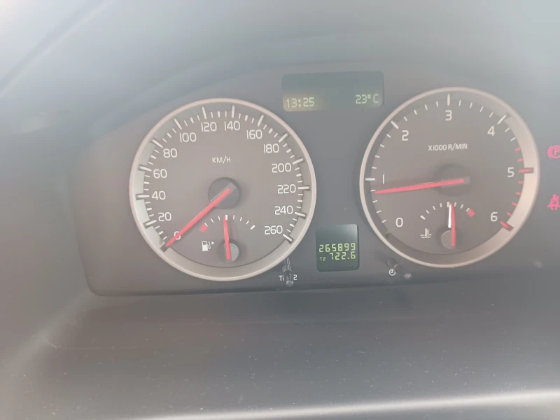 Volvo V50, снимка 4 - Автомобили и джипове - 52638058