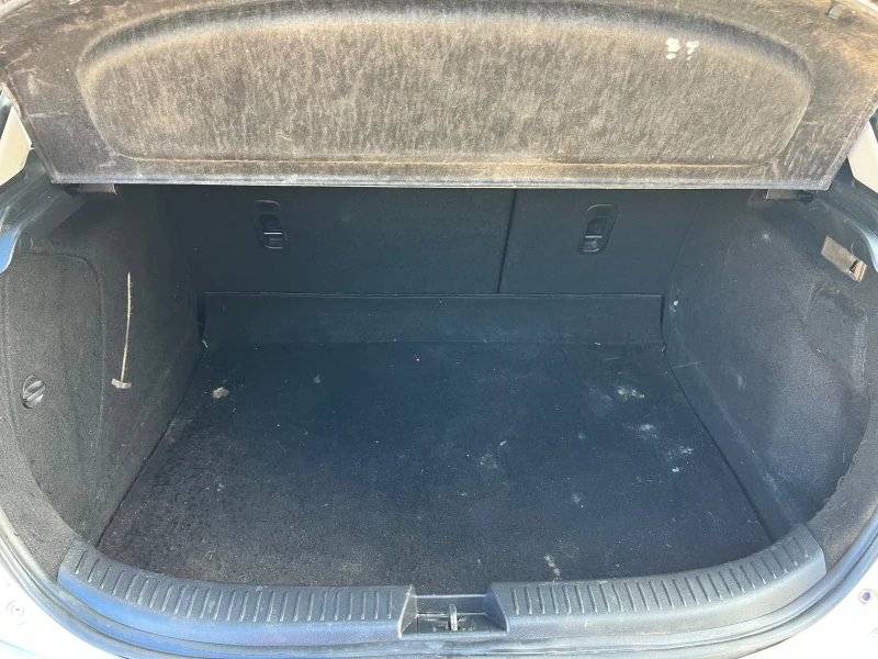 Mazda 3, снимка 8 - Автомобили и джипове - 52961185