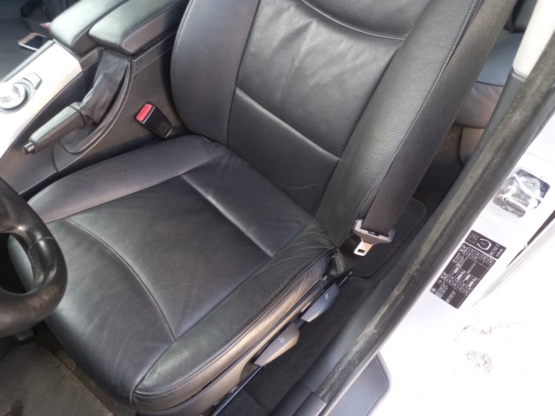 BMW 330 330 Xi, снимка 9 - Автомобили и джипове - 53060129