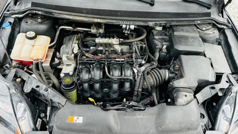 Ford Focus 1.6i газ  Италия, снимка 12 - Автомобили и джипове - 53541589