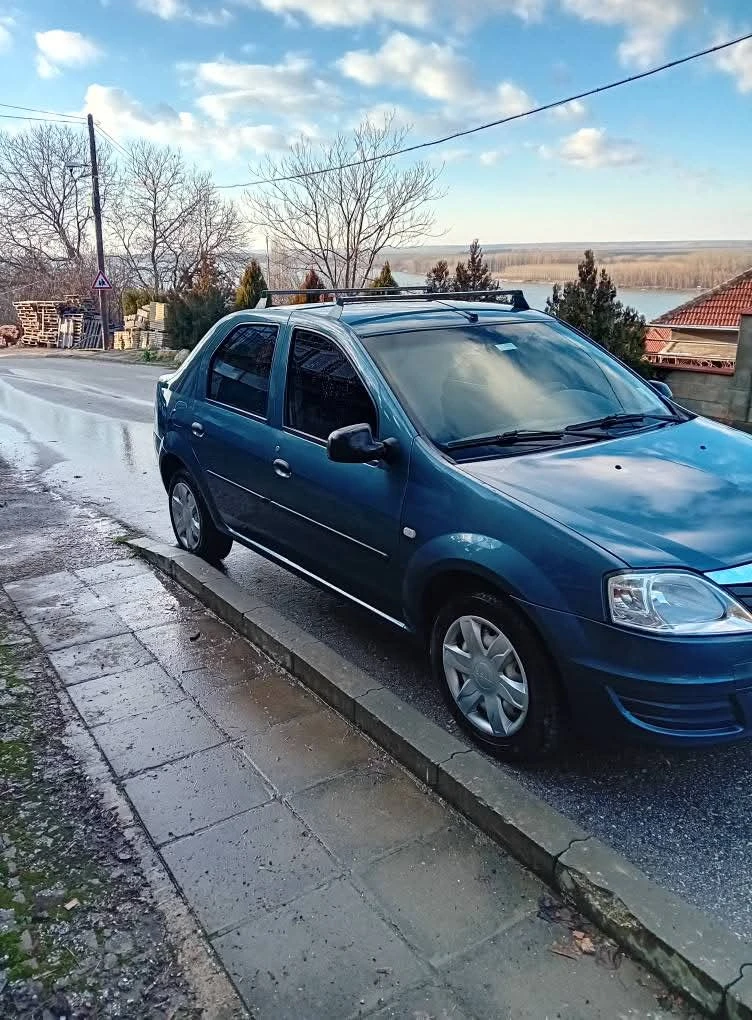 Dacia Logan, снимка 1 - Автомобили и джипове - 48739925