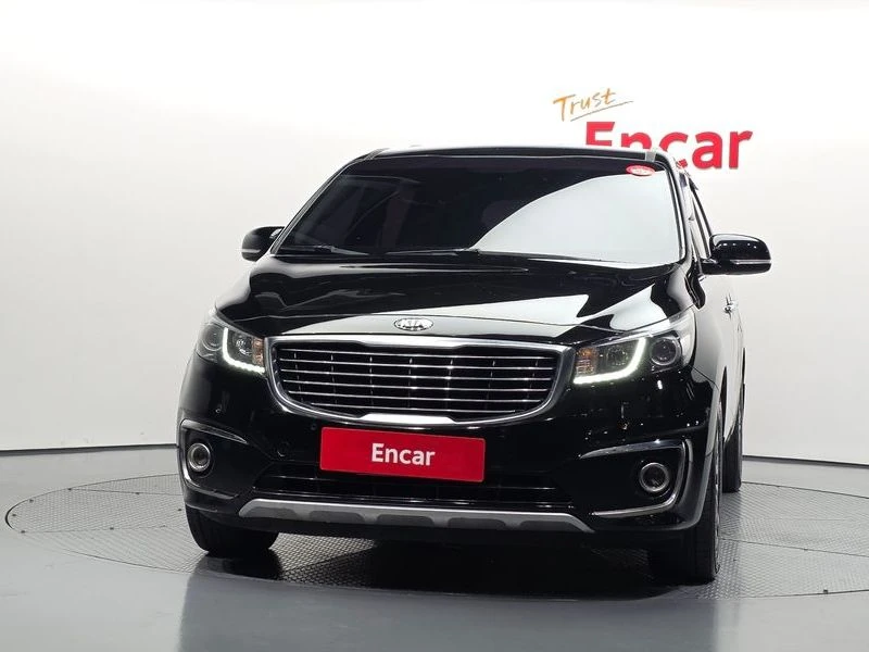 Kia Carnival 9-seater Prestige| 200к.с., снимка 3 - Автомобили и джипове - 56294160