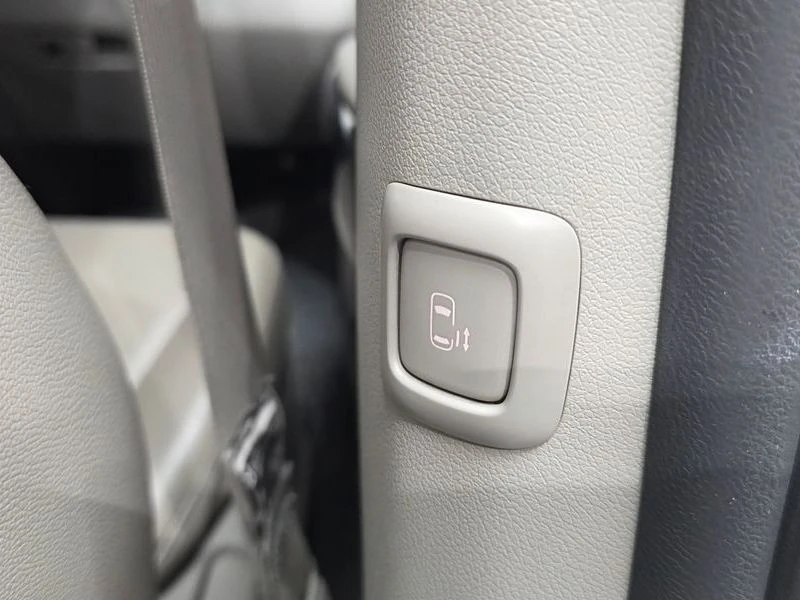 Kia Carnival 9-seater Prestige| 200к.с., снимка 17 - Автомобили и джипове - 56294160