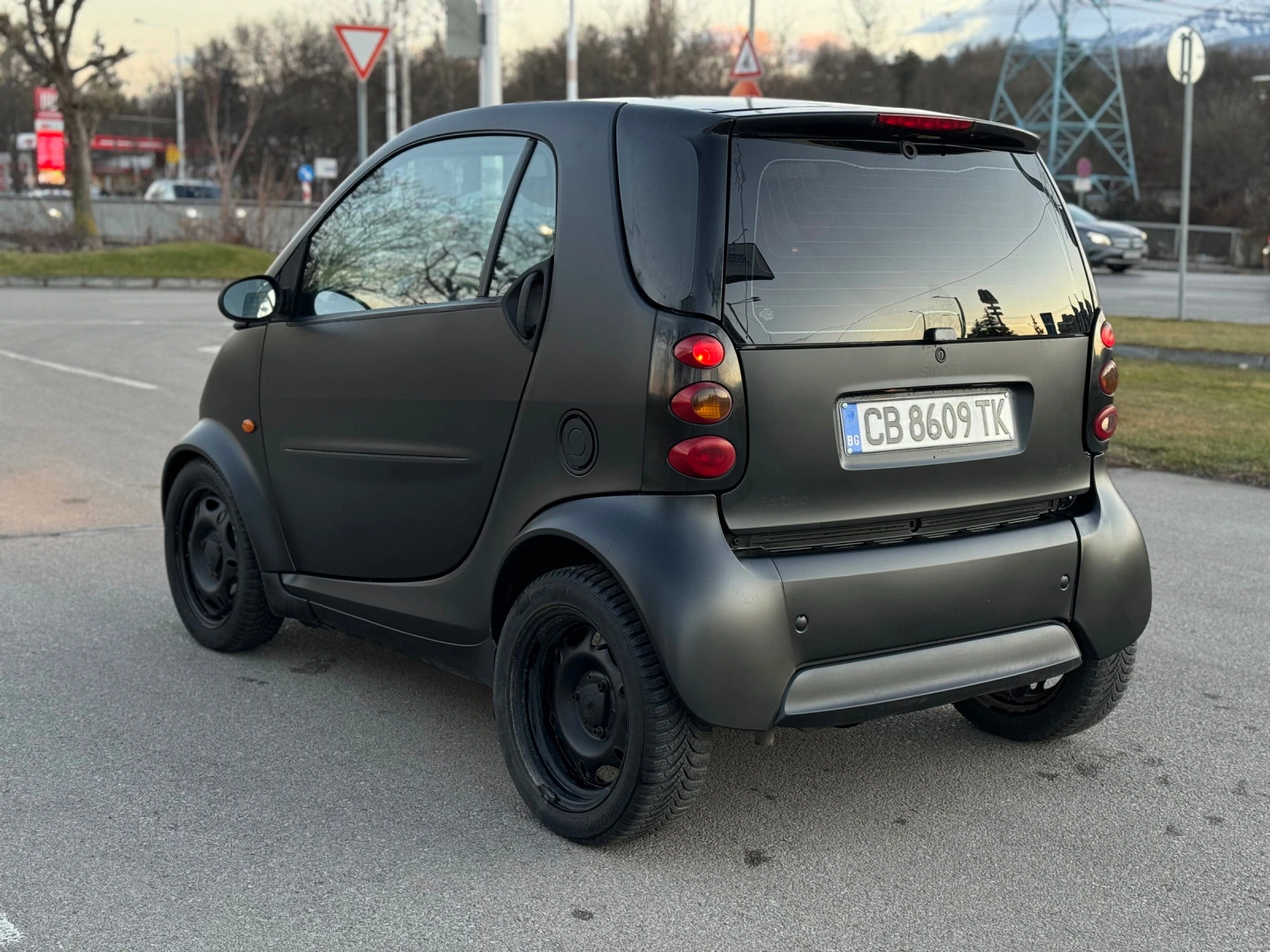 Smart Fortwo Facelift 0.8d - изображение 5