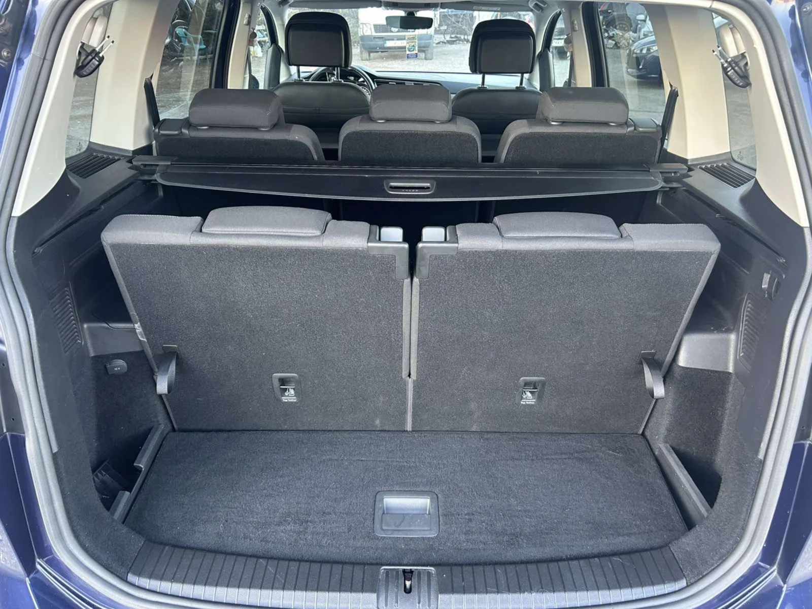 VW Touran 1.6 TDI 115 * DSG * 6+ 1 * CAMERA * NAVI * E6 *  | Mobile.bg   14