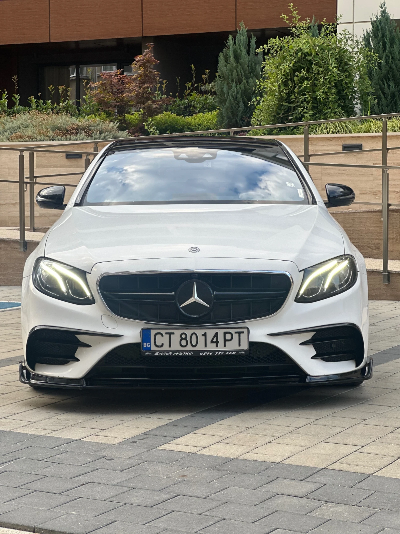 Mercedes-Benz E 220  - изображение 2