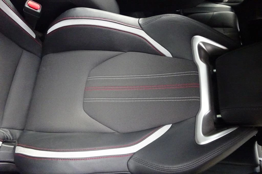 Toyota Corolla GR | Mobile.bg   10