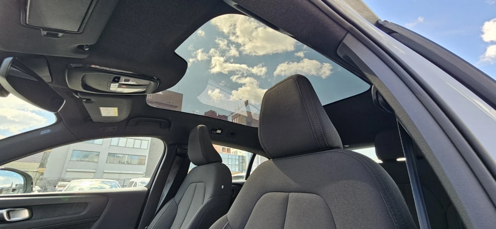 Volvo C40 | Mobile.bg � ����������� 14