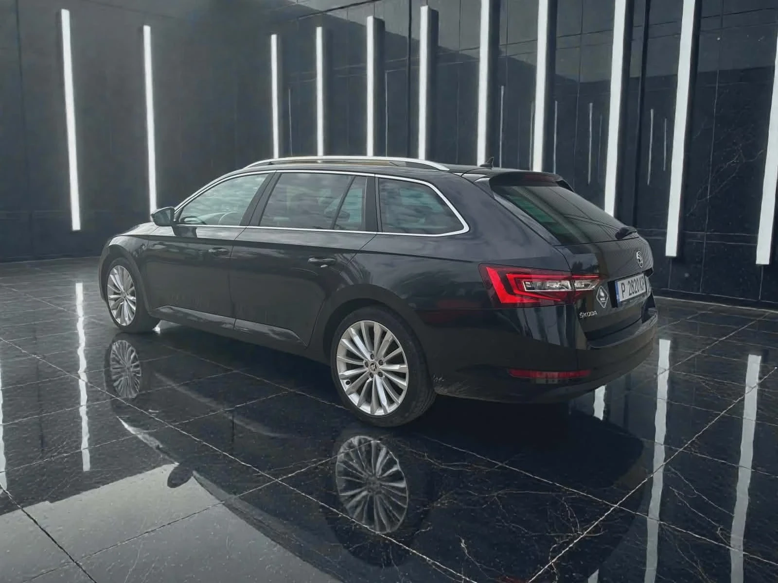 Skoda Superb  - изображение 4