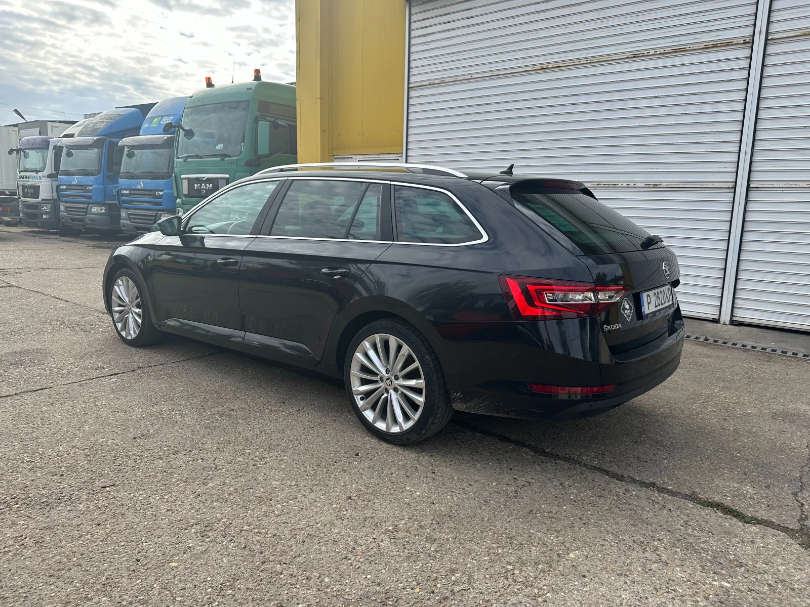 Skoda Superb  - изображение 6