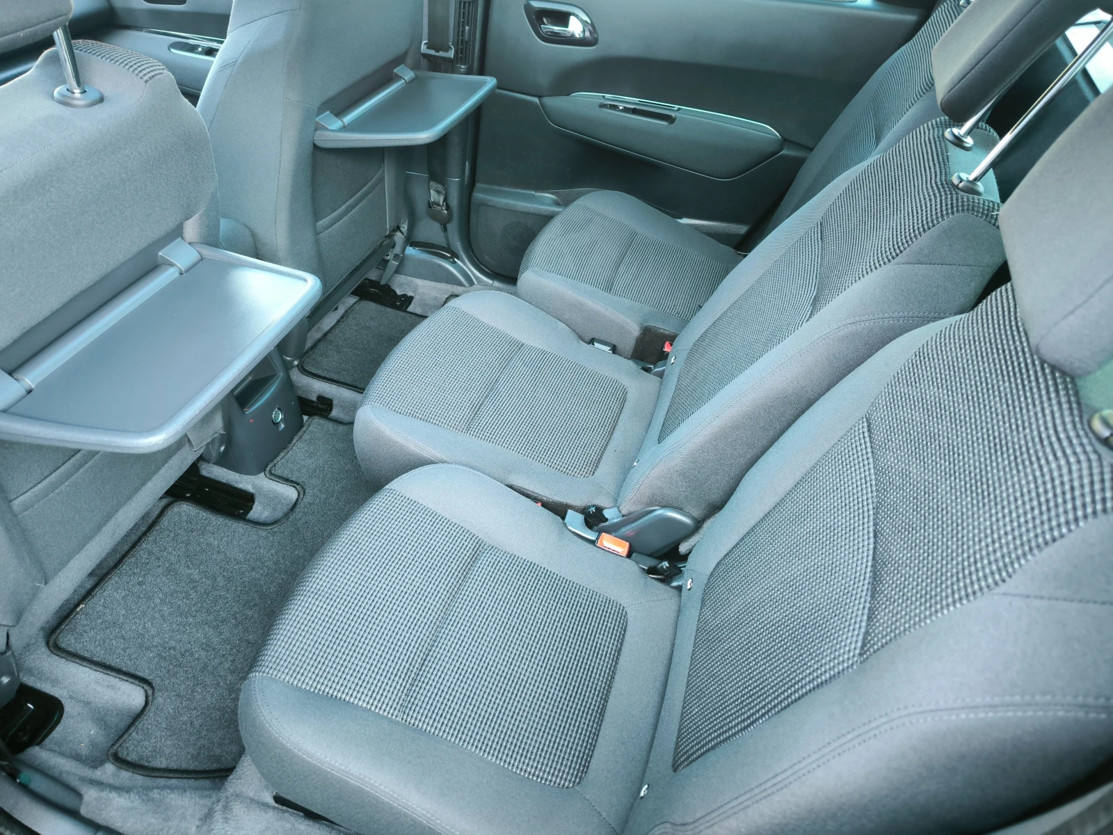 Peugeot 5008 1, 6HDi-115k.c.6��.����* �����������* ��������, �� | Mobile.bg � ����������� 13