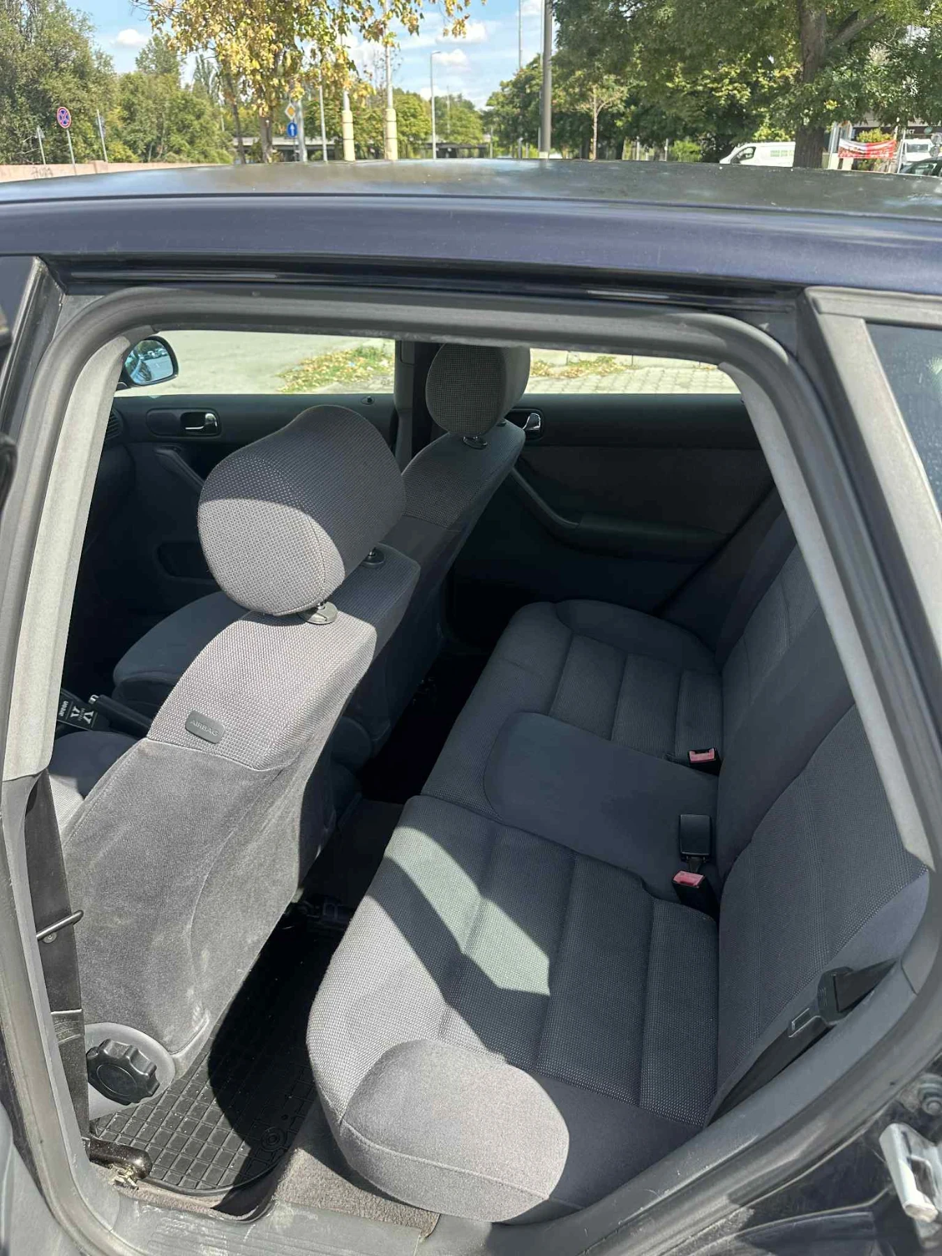 Audi A3 1.8 - изображение 10