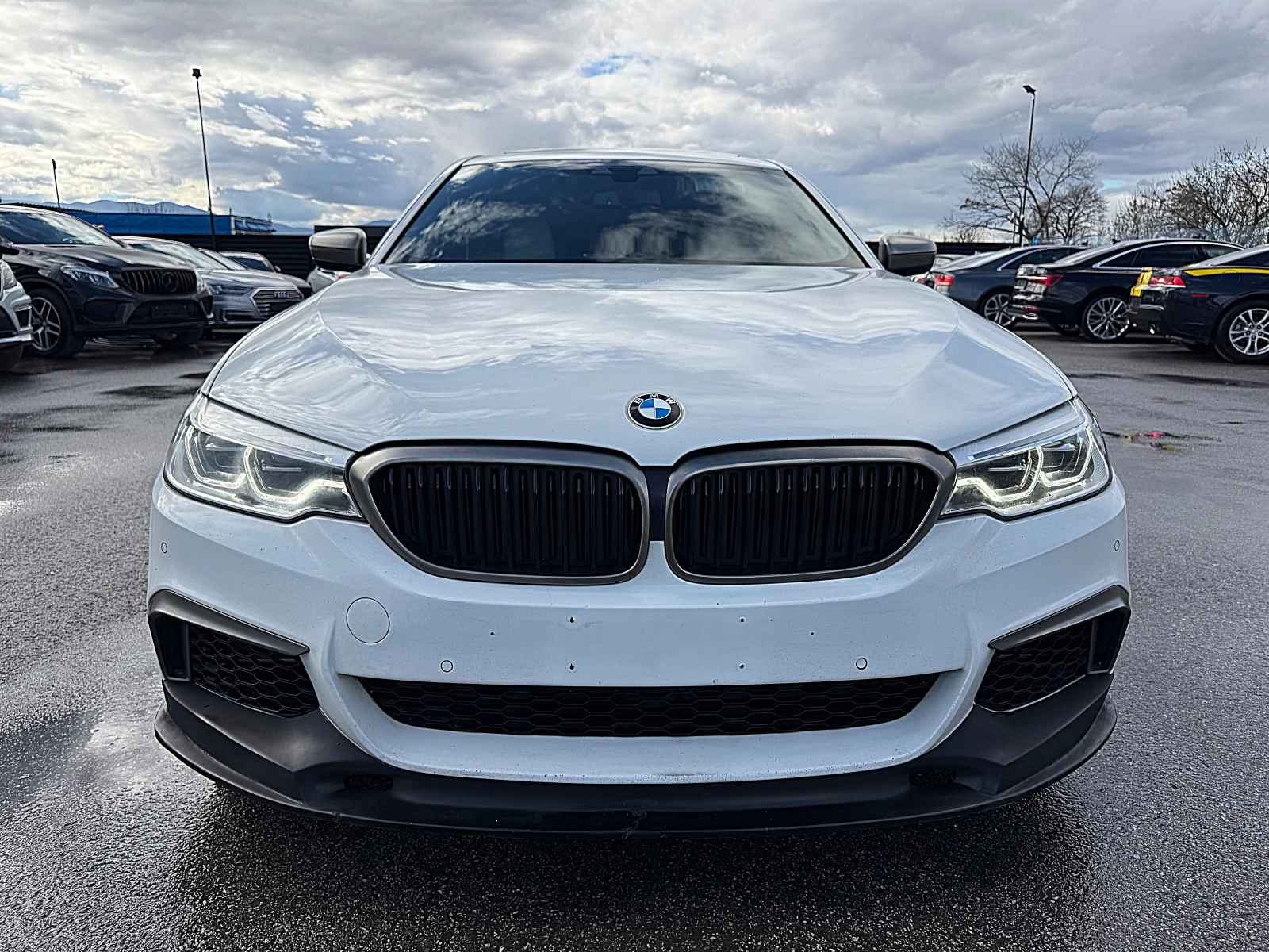 BMW 550 M550i-M PAKET-HEAD UP-LED-BIXENON-4x4-KAMERA-FULL! | Mobile.bg � ����������� 1