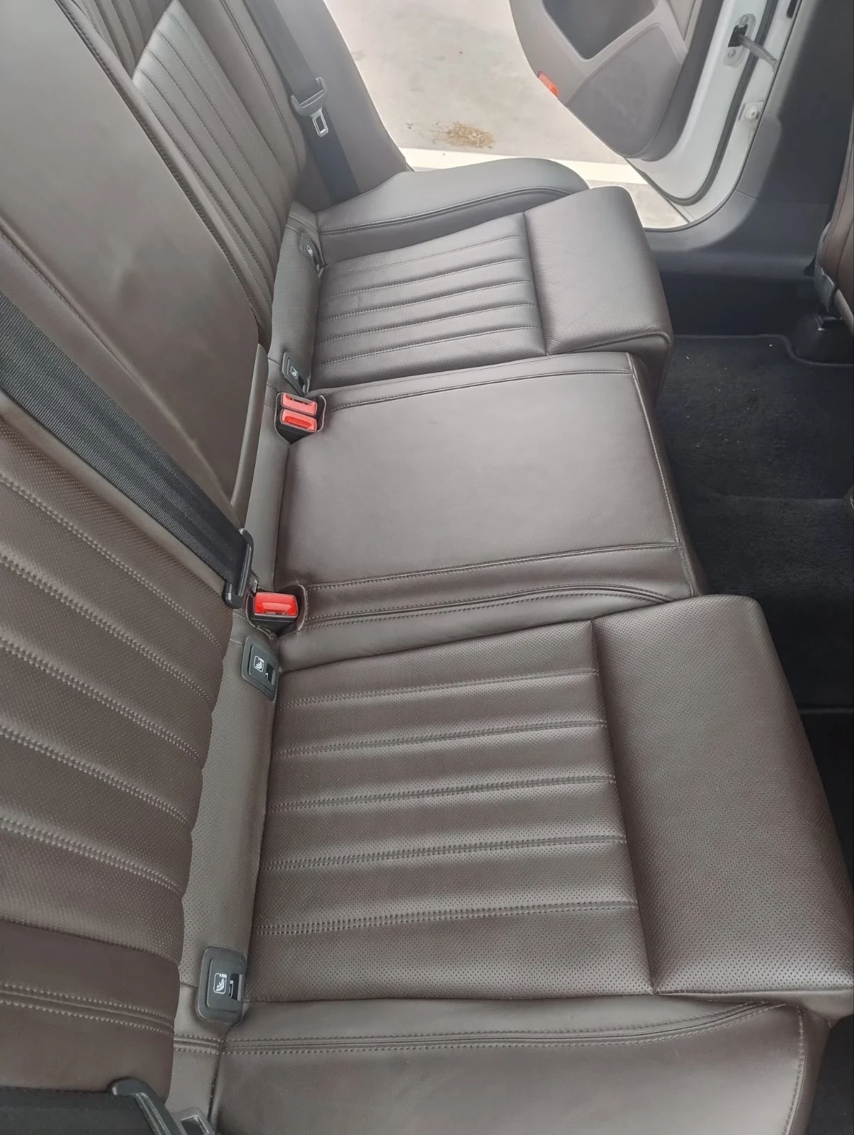 Skoda Superb Skoda Superb 2.0 TDI LAURIN & KLEMENT 4X4 DSG AUTO, снимка 12 - Автомобили и джипове - 53637697