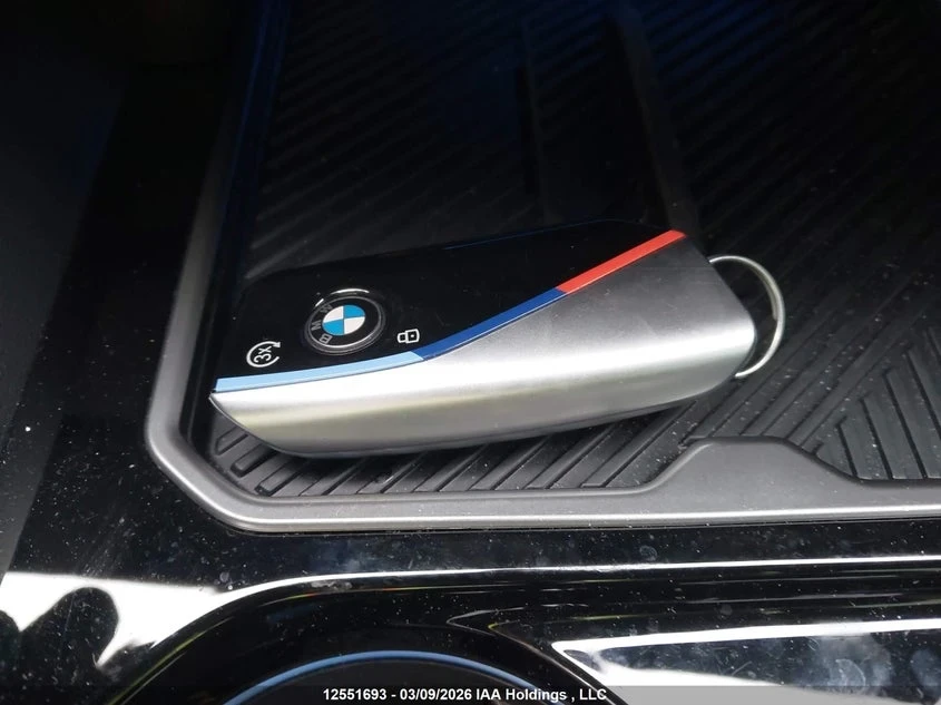 BMW i5 XDRIVE 40 | HARMAN/KARDON | KEYLESS | ПАНОРАМА | , снимка 10 - Автомобили и джипове - 54074170