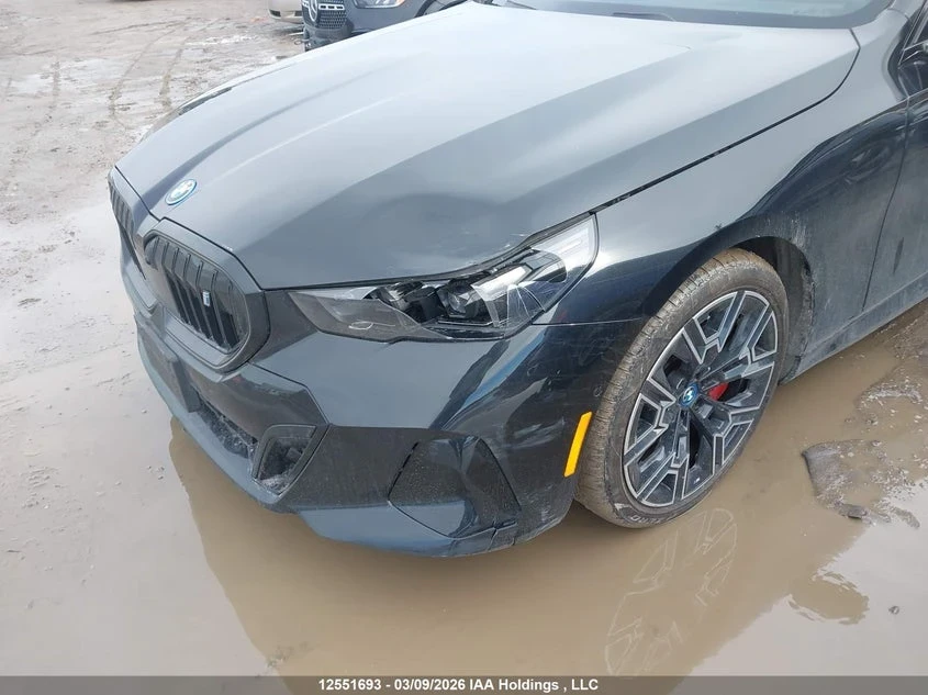 BMW i5 XDRIVE 40 | HARMAN/KARDON | KEYLESS | ПАНОРАМА | , снимка 6 - Автомобили и джипове - 54074170