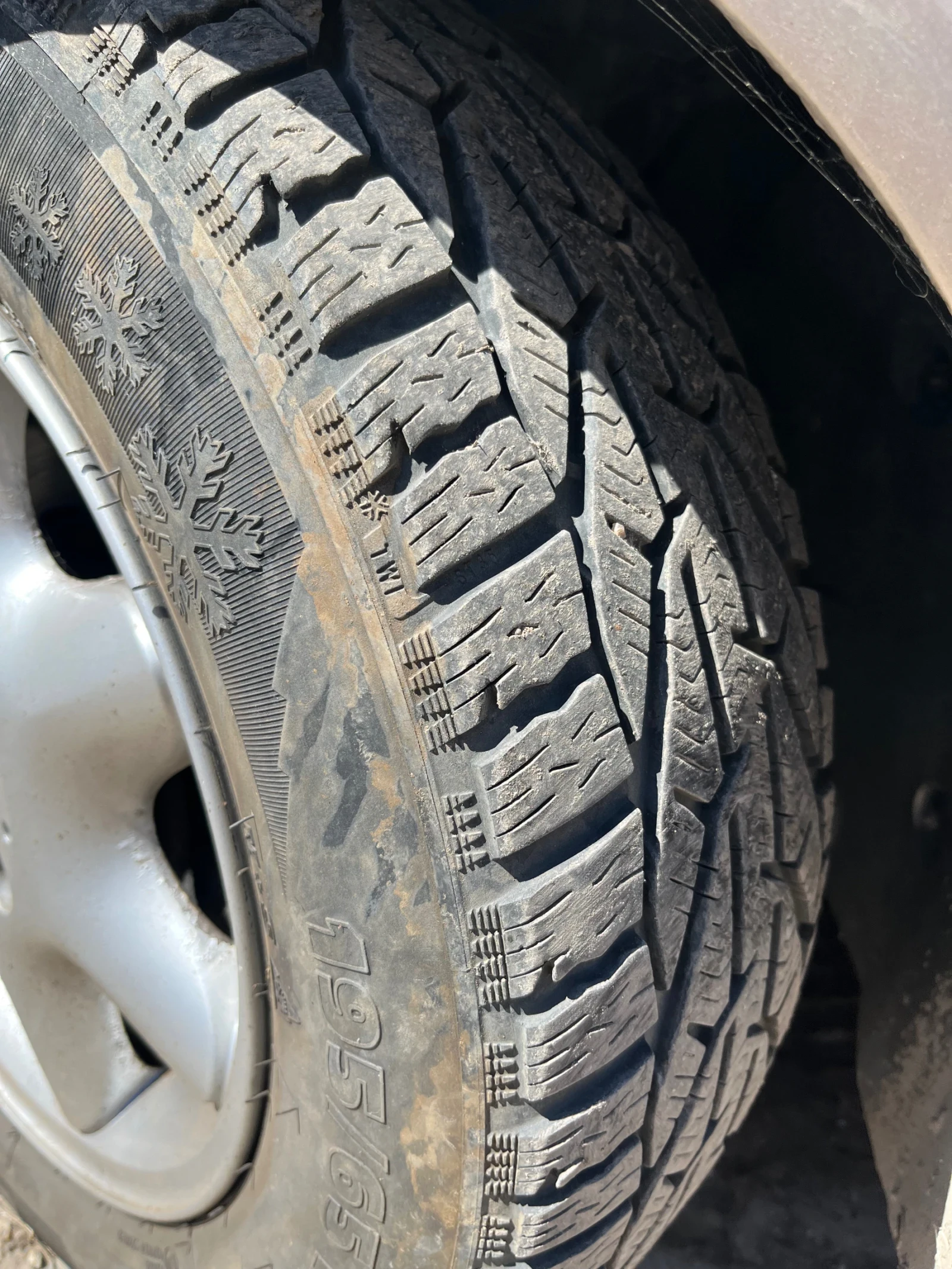 Mercedes-Benz 220, снимка 11 - Автомобили и джипове - 54227314