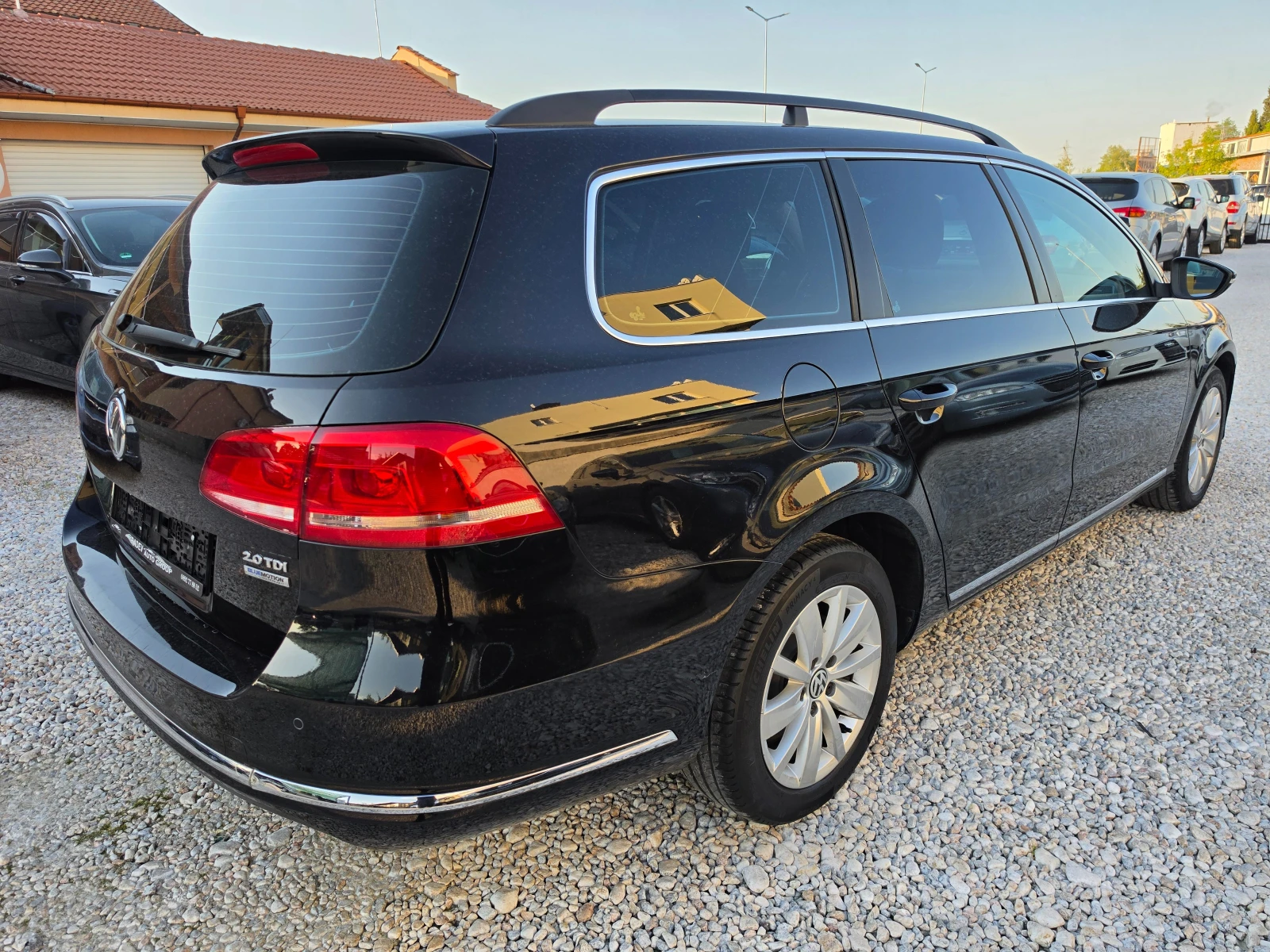 VW Passat 2.0TDI AVTOMATIC/ITALIQ/, снимка 4 - Автомобили и джипове - 54443133