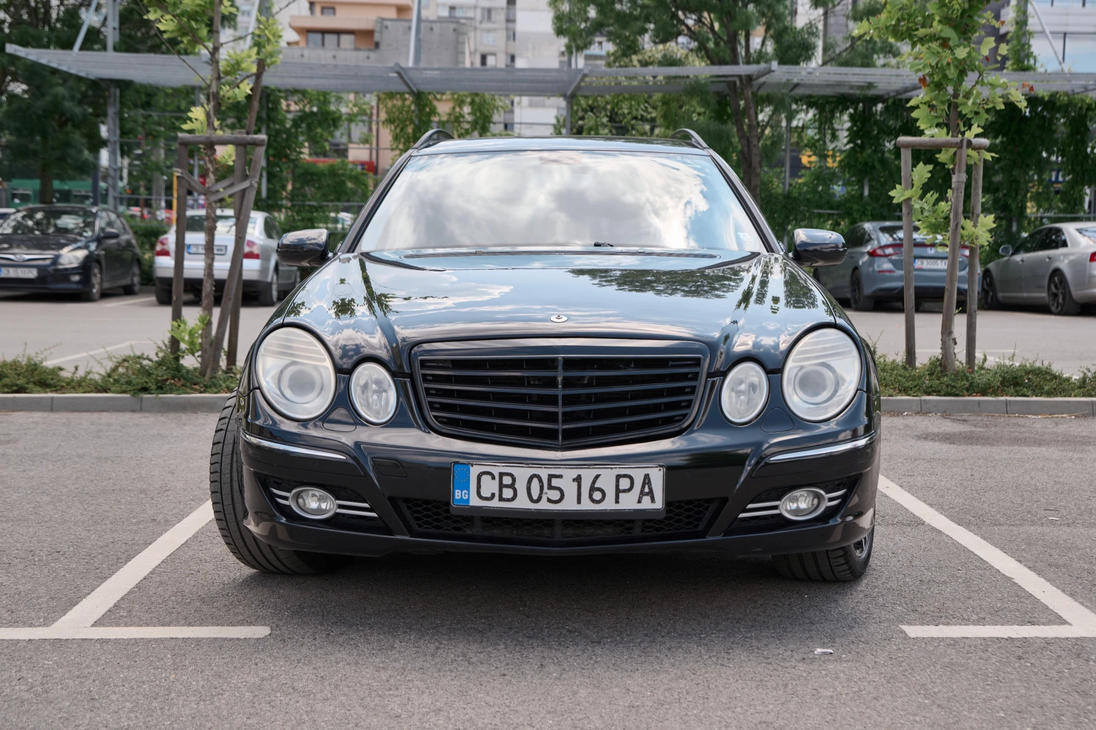 Mercedes-Benz E 350, снимка 2 - Автомобили и джипове - 55061742
