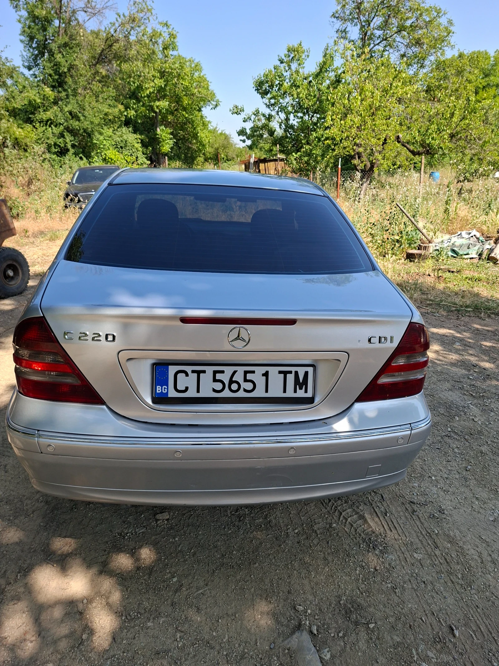 Mercedes-Benz C 220, снимка 2 - Автомобили и джипове - 55105592