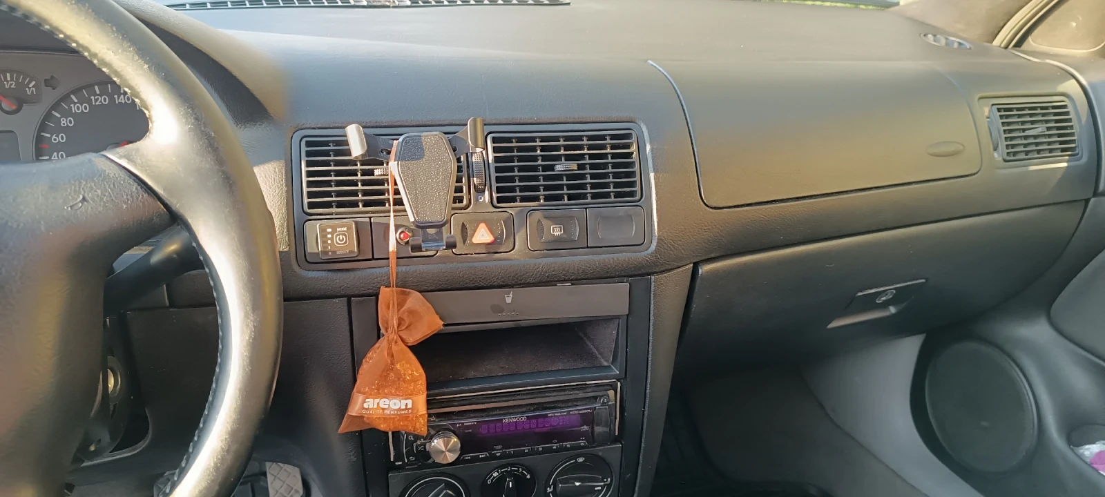 VW ID.4, снимка 6 - Автомобили и джипове - 55192475