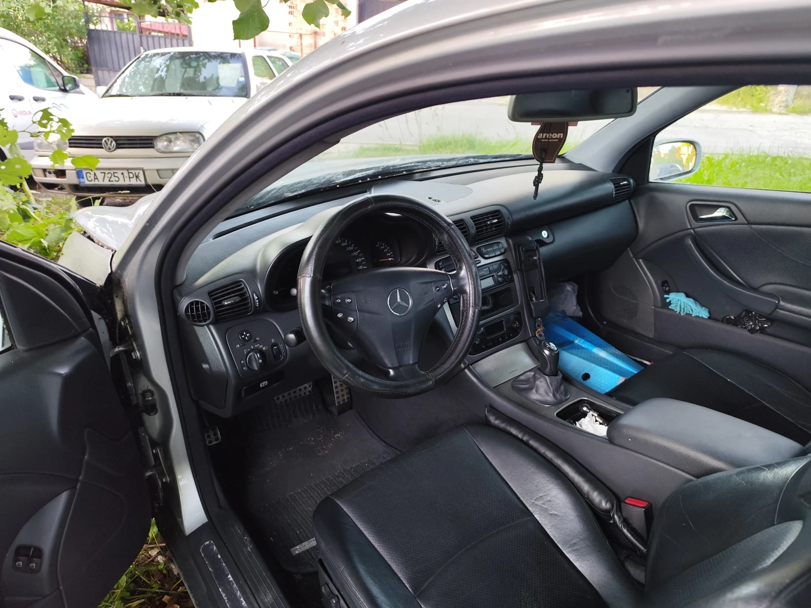 Mercedes-Benz C 200, снимка 7 - Автомобили и джипове - 55250235