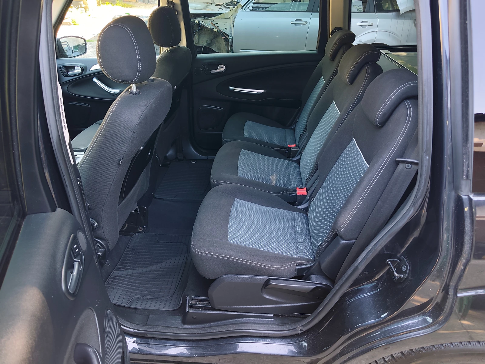 Ford Galaxy 1.6TDCI, снимка 10 - Автомобили и джипове - 55483910