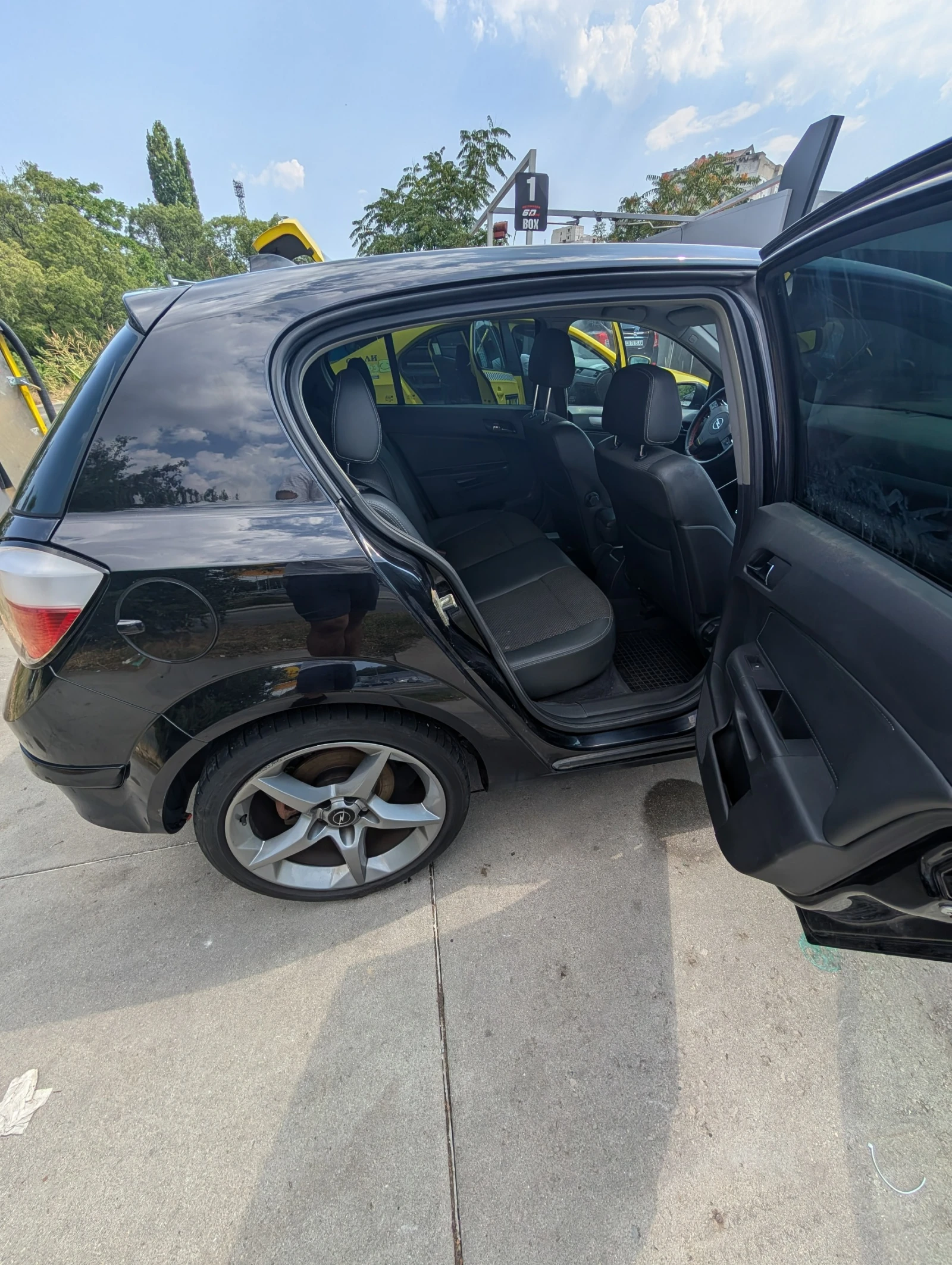 Opel Astra, снимка 10 - Автомобили и джипове - 55779637