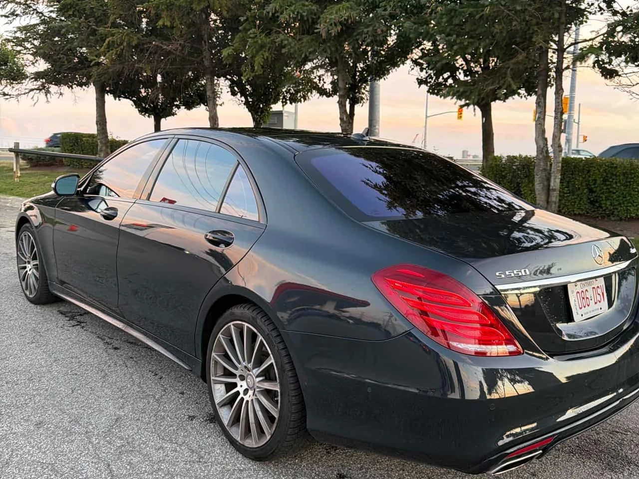 Mercedes-Benz S 550 * CARFAX * BURMESTER * HEAD UP * 360 * ОБДУХВАНЕ *, снимка 10 - Автомобили и джипове - 56221179